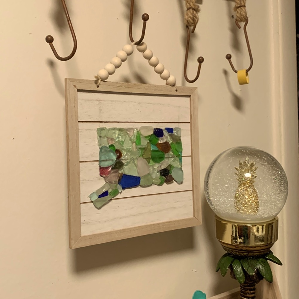 Hand made/locally found Seaglass PalmTreeLocation:UConn Avery point, Groton, CT.